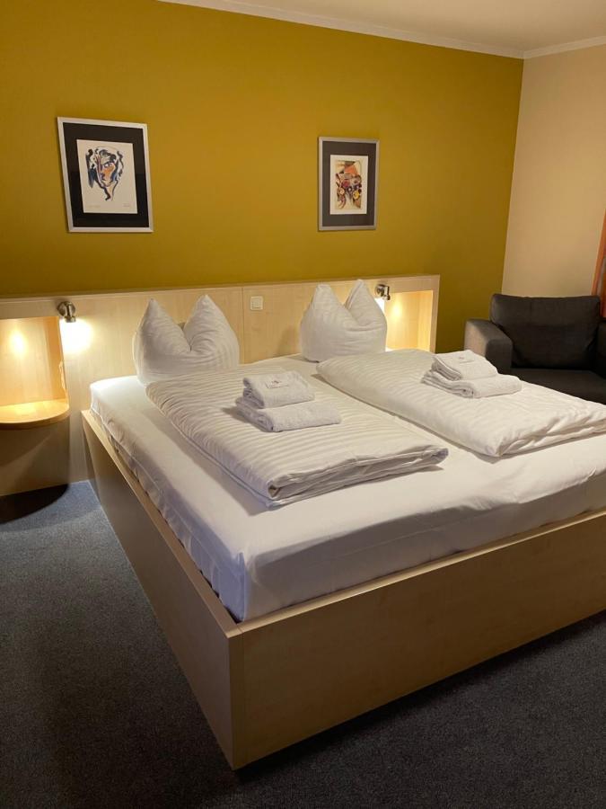 Hotel Select Mönchengladbach Buitenkant foto