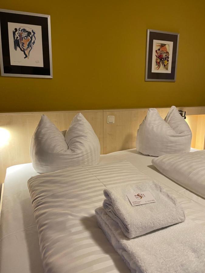 Hotel Select Mönchengladbach Buitenkant foto