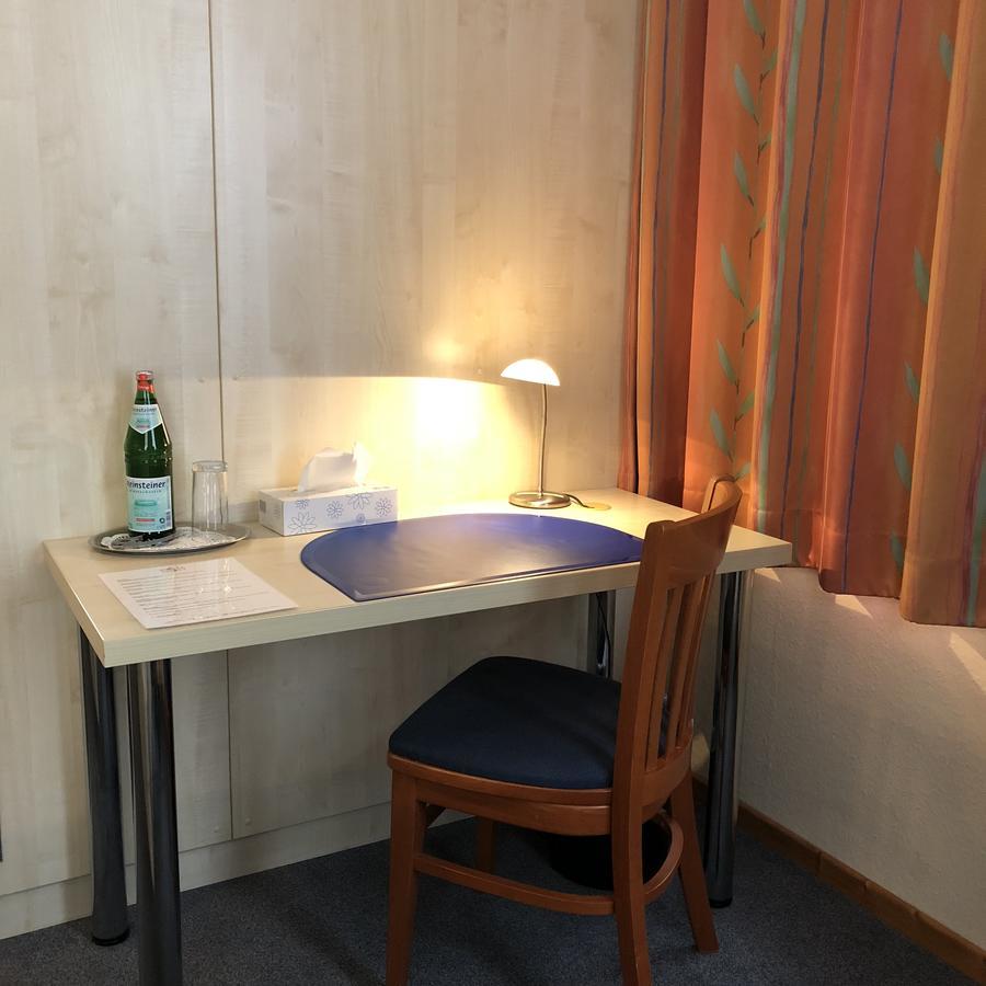 Hotel Select Mönchengladbach Buitenkant foto