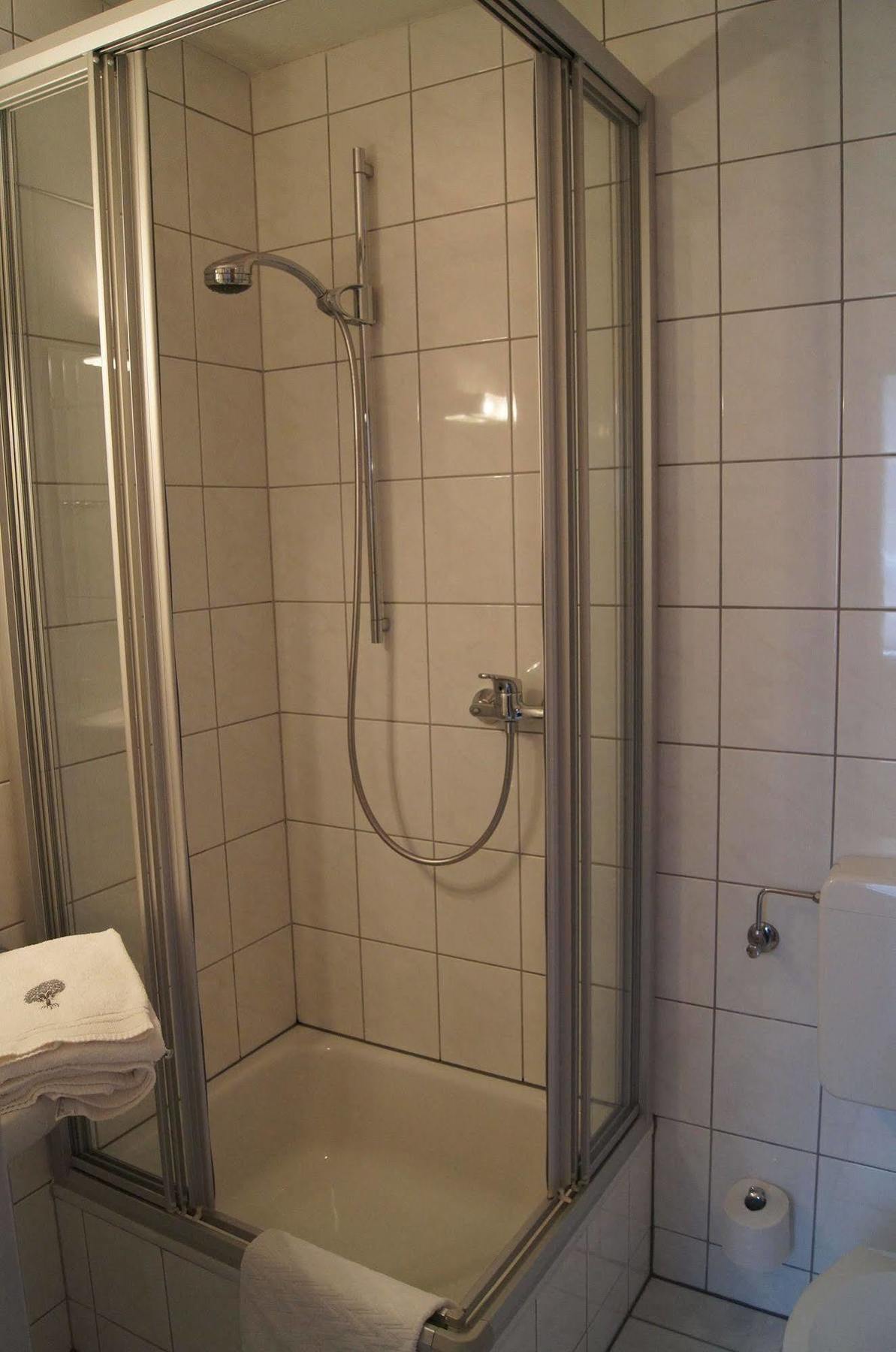 Hotel Select Mönchengladbach Buitenkant foto