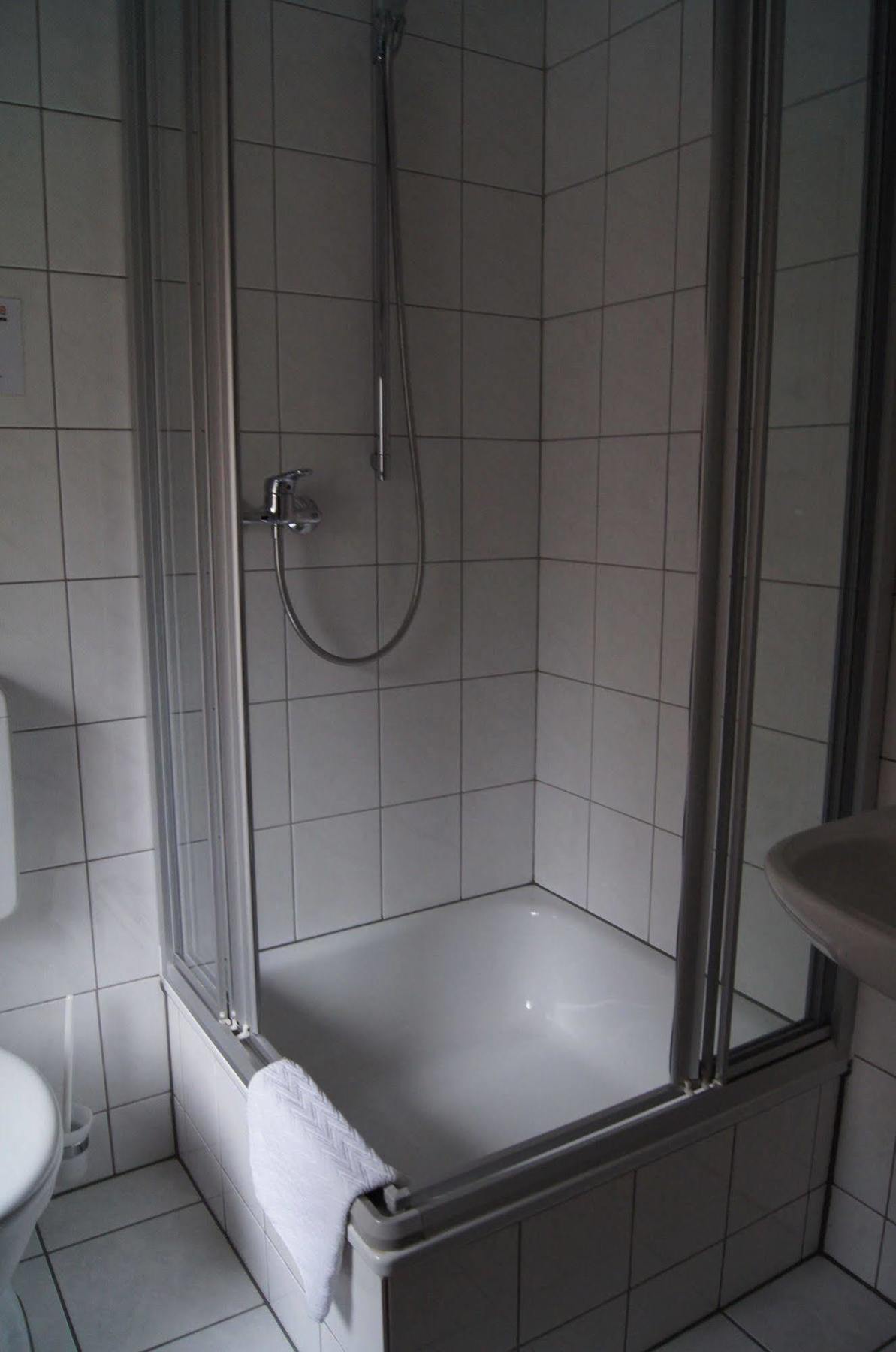 Hotel Select Mönchengladbach Buitenkant foto