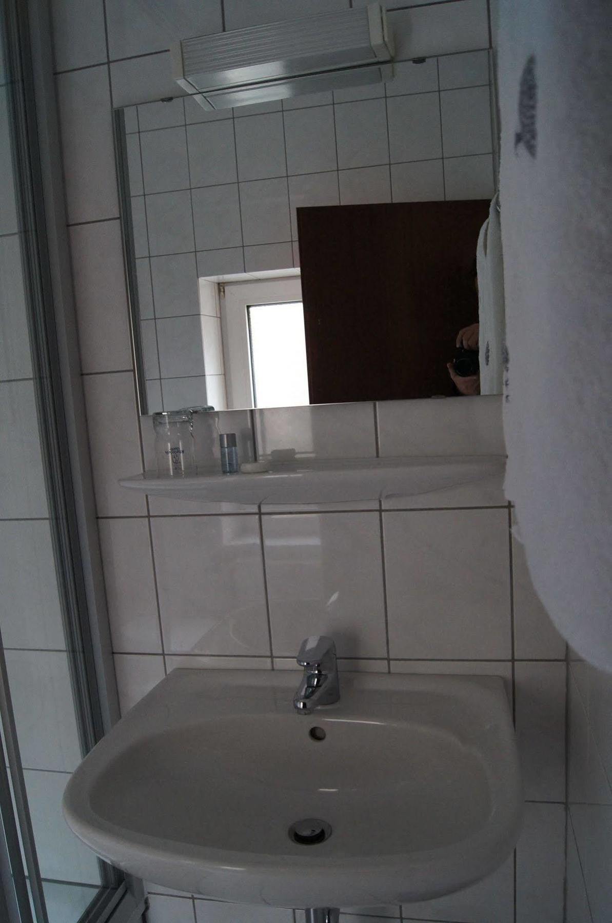 Hotel Select Mönchengladbach Buitenkant foto